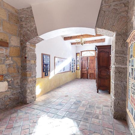 Petit Studio Presbytere Dans L'Eglise ナルボンヌ エクステリア 写真